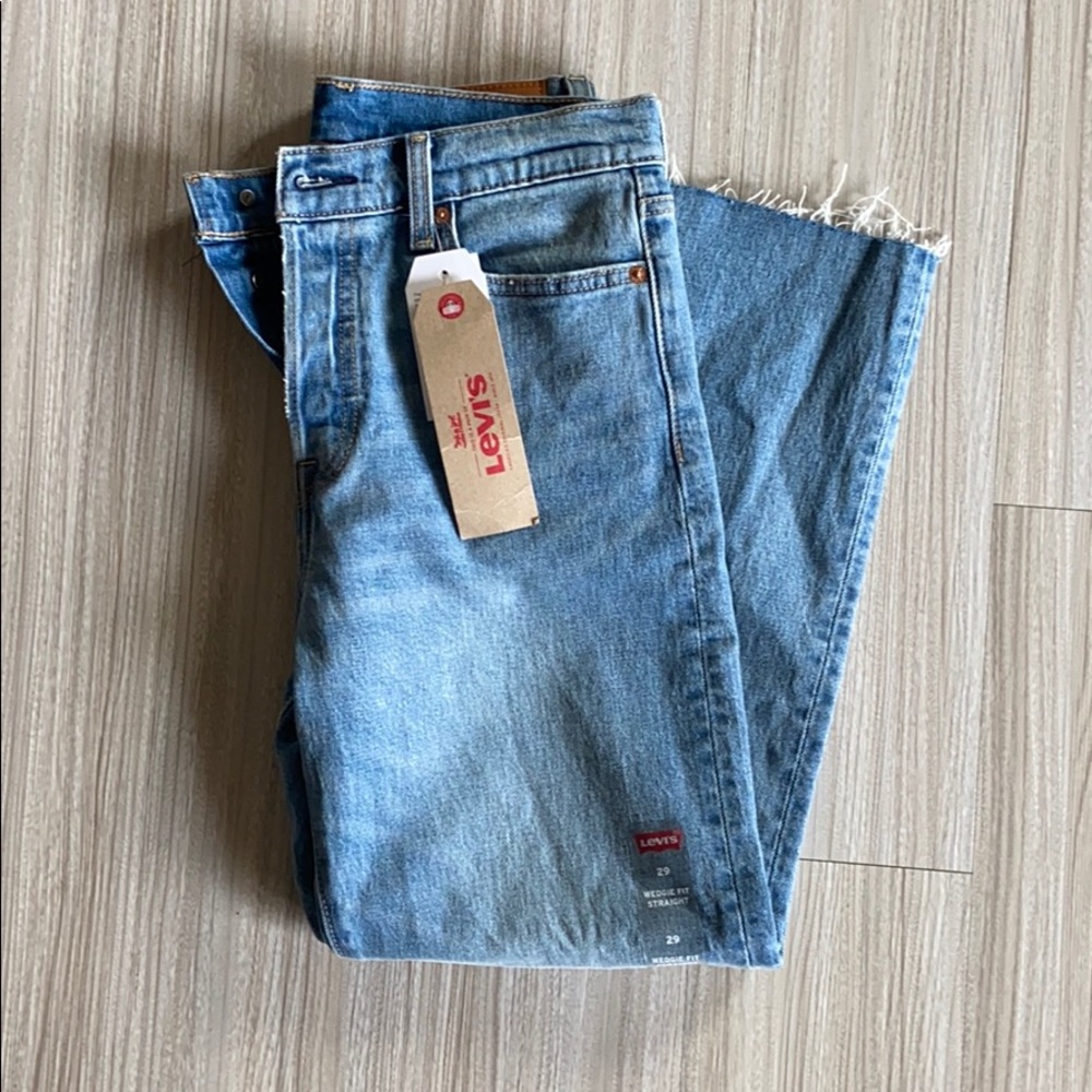 Levi’s Wedgie Fit